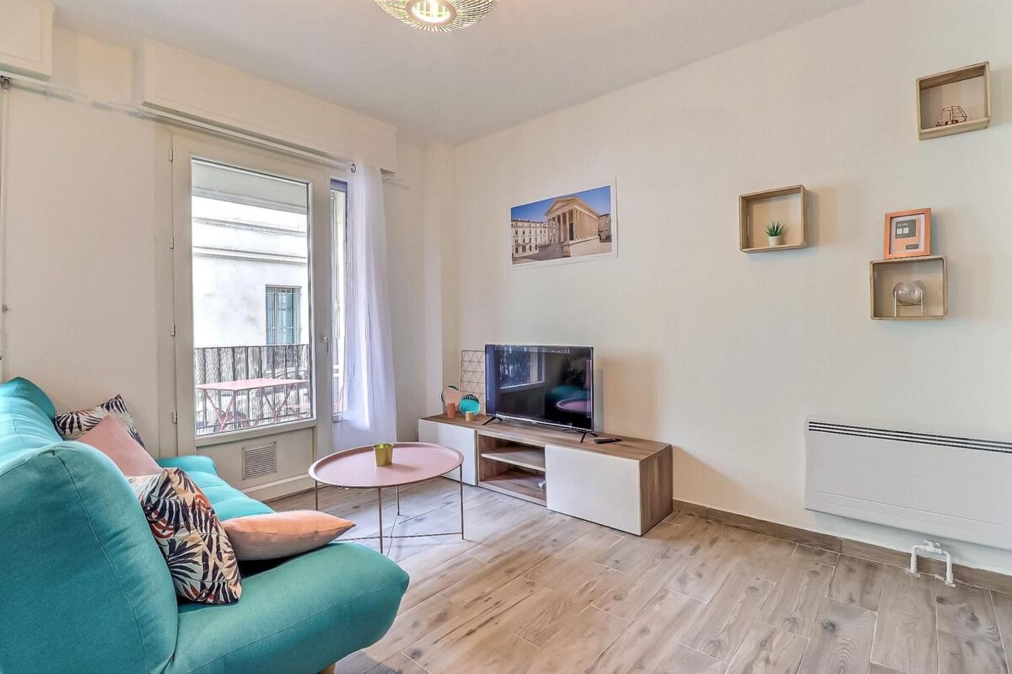 Atlas - Superbe Logement Plein Centre - Terrasse นีมส์ ภายนอก รูปภาพ